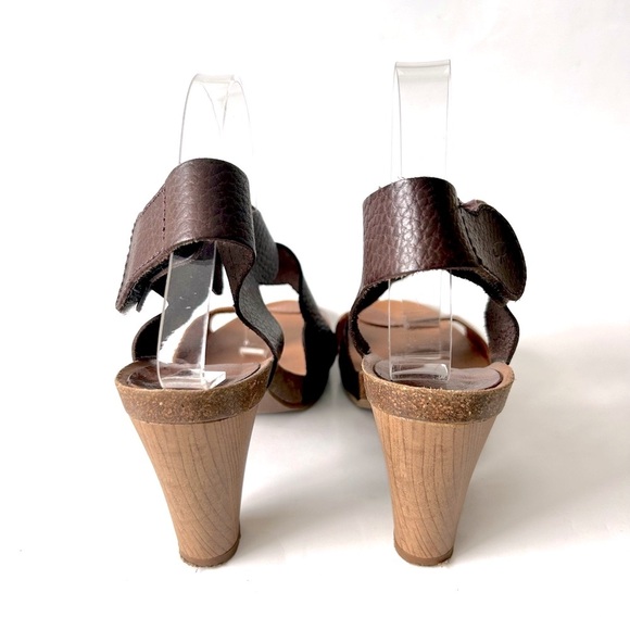 Penelope Collection Spanish Brown Leather Scalloped Wood Heel Cork Sandals 41 - Picture 8 of 10
